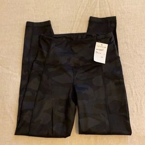 Yogalicious Lux XS black camp leggings